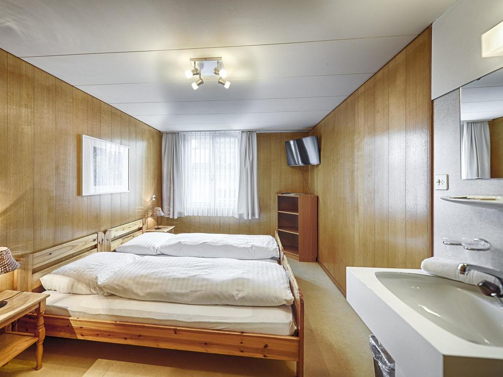 Hotel Weisses Kreuz St. Gallen Oda fotoğraf